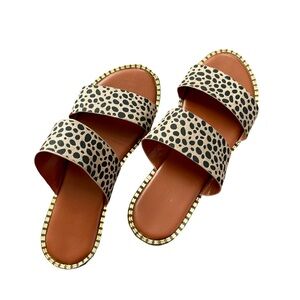 ZAFUL TAN AND GOLD ANIMAL PRINT SLIDES // SIZE 37✨